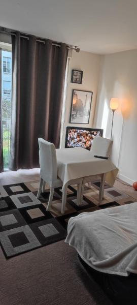 Studio Cosy proche de la Place de la Nation